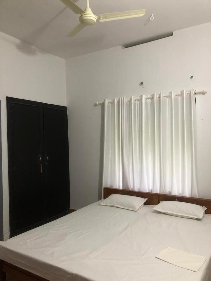 H Villa Nilambūr 外观 照片